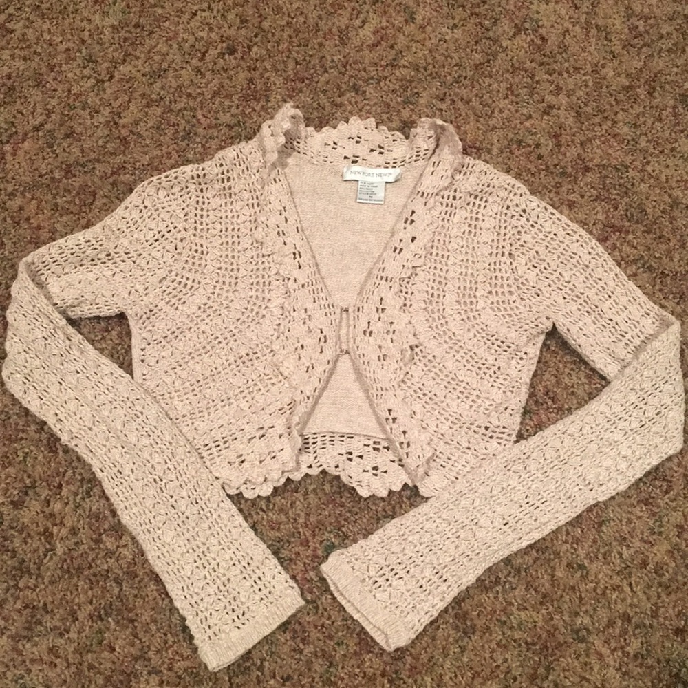 New port news sweater